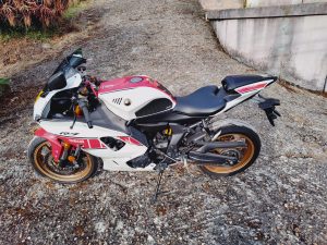 Yamaha R7 60 Aniversario A2